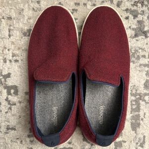 All birds burgundy women’s wool lounger size 8